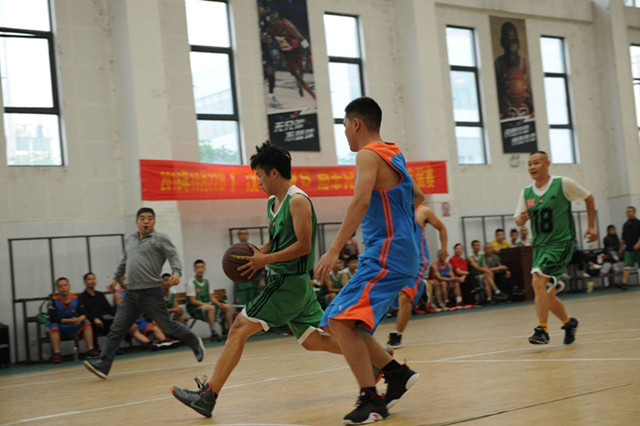 602VS南(nán)豐兄弟(dì)盟籃球賽